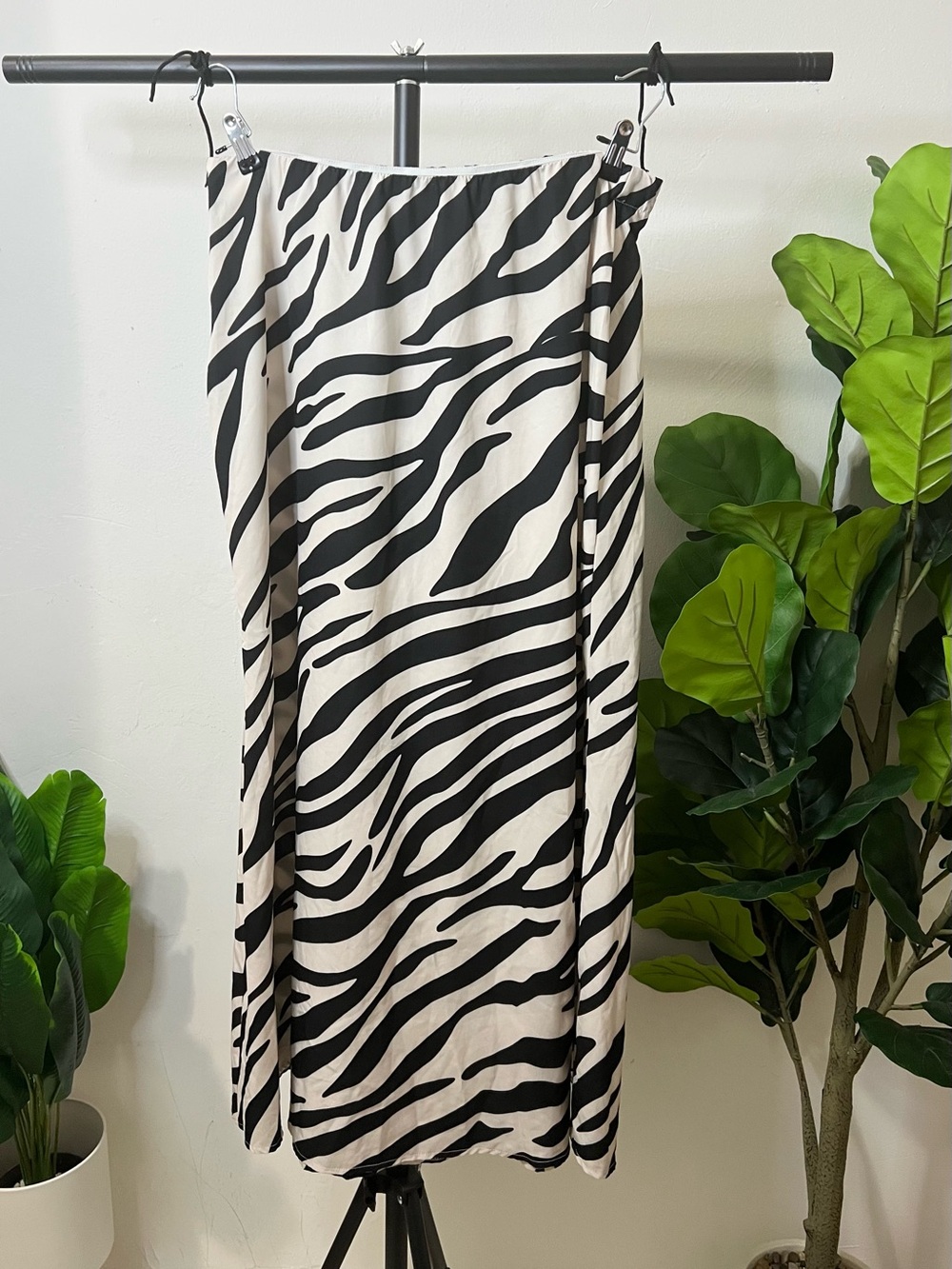 Zebra Print midi Skirt - Black & Cream
